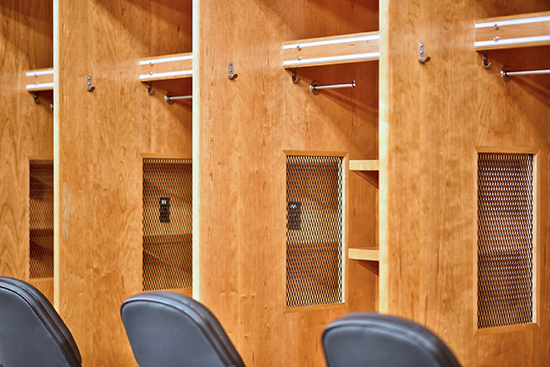 Dale Mabry Tampa Bay - Wood Lockers