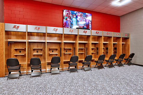 Dale Mabry Tampa Bay - Wood Lockers