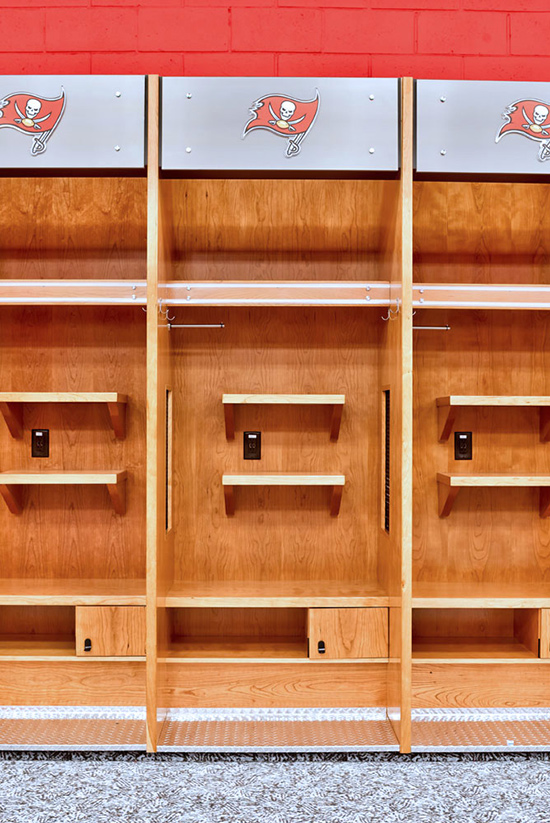 Dale Mabry Tampa Bay - Wood Lockers