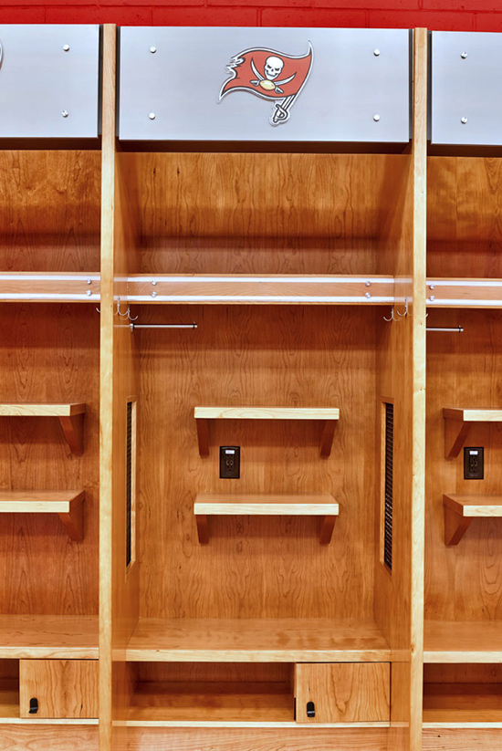 Dale Mabry Tampa Bay - Wood Lockers